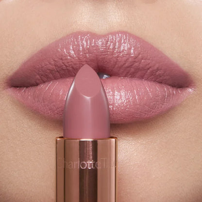 Labial pillow talk matte revolution de Charlotte Tilbury