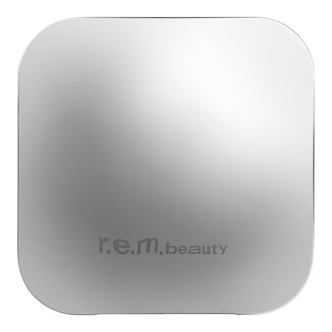 hypernova satin matte bronzer de R.E.M Beauty