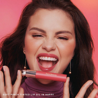 Soft Pinch Tinted Lip Oil Stain de Rare beauty by Selena Gomez