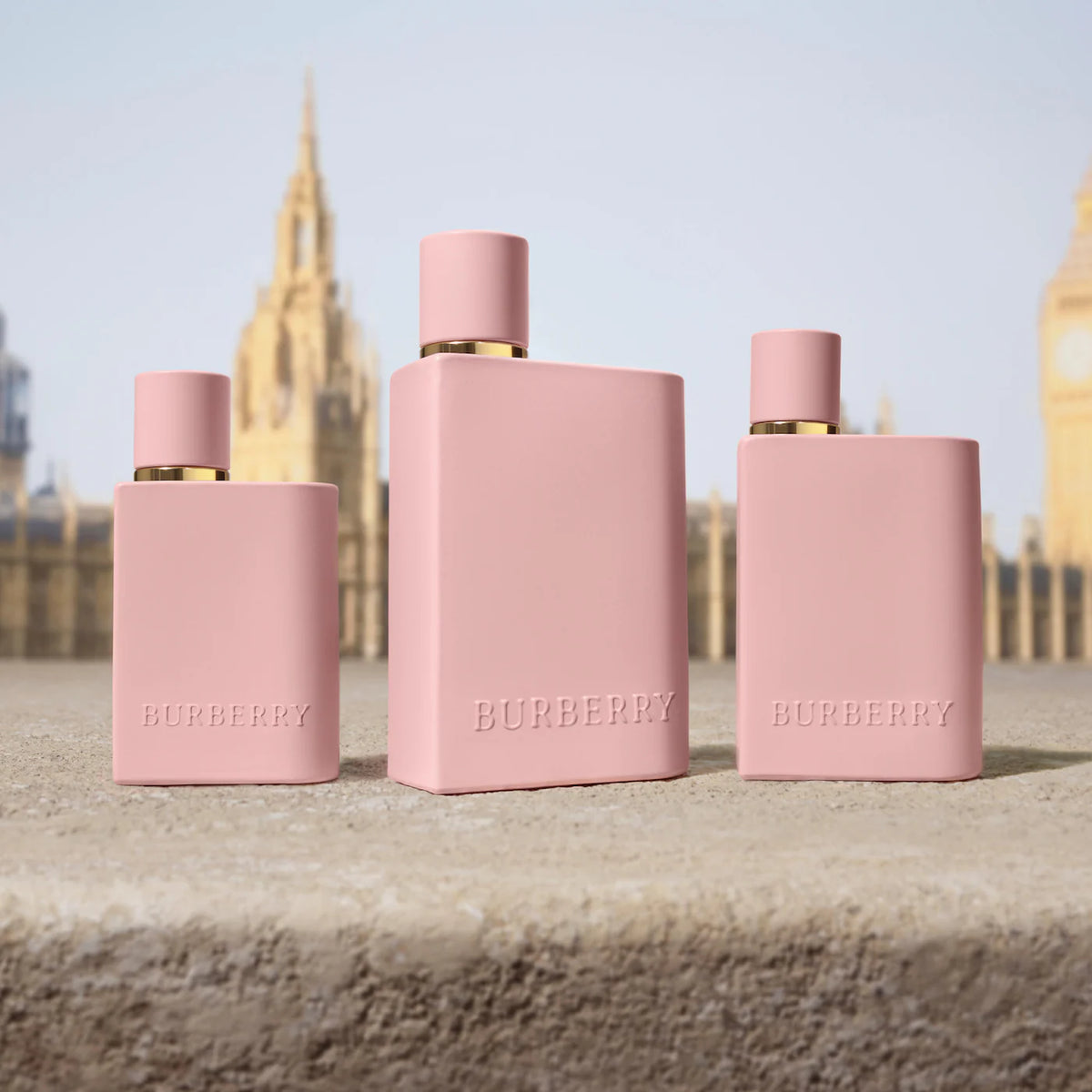 BURBERRY Her Parfum with Cherry